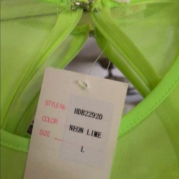 Dolls kill green body suit - Picture 2 of 4